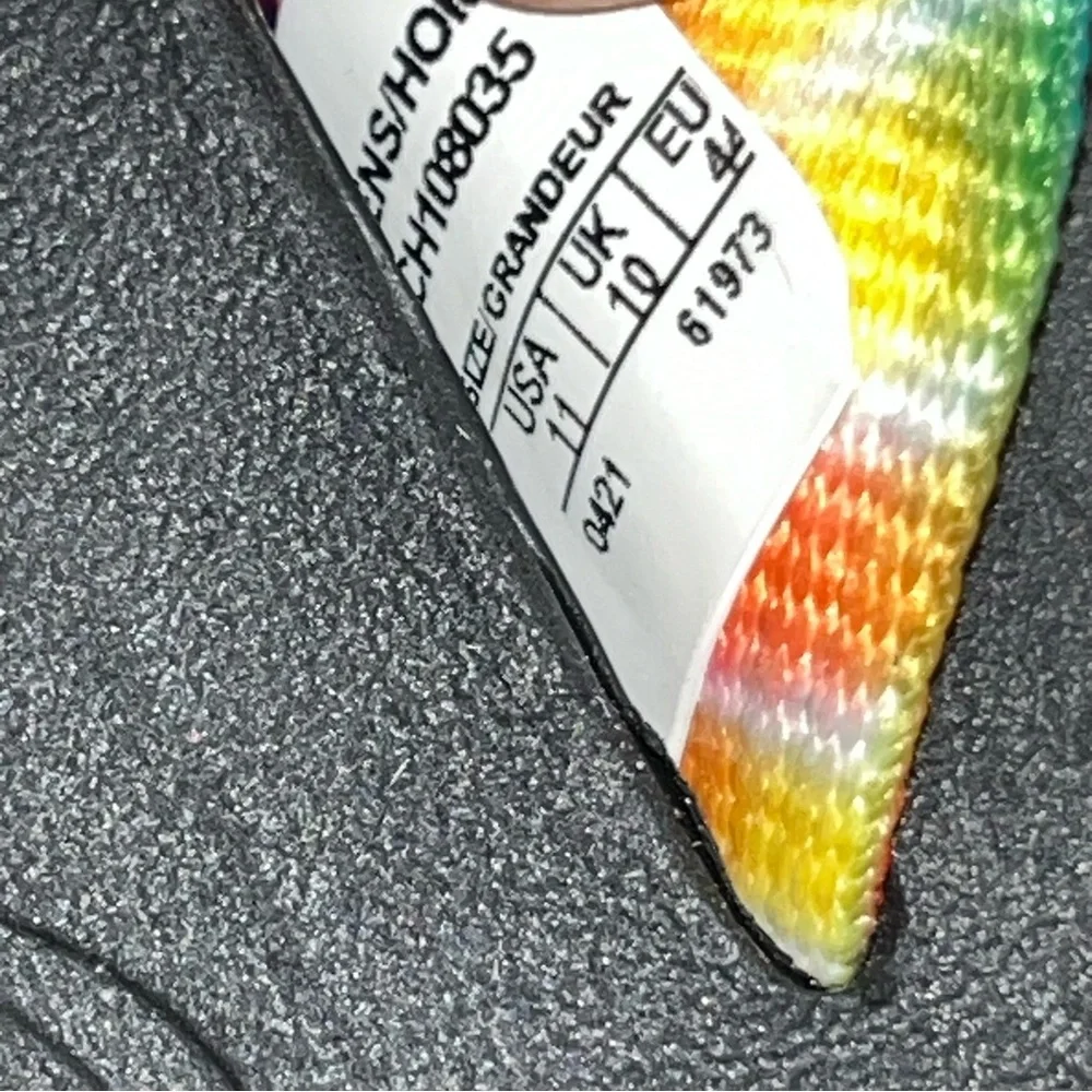 NEW Chaco Men’s Chillos Rainbow Tie Dye Flip Flop Thong Sandals Shoes size 11